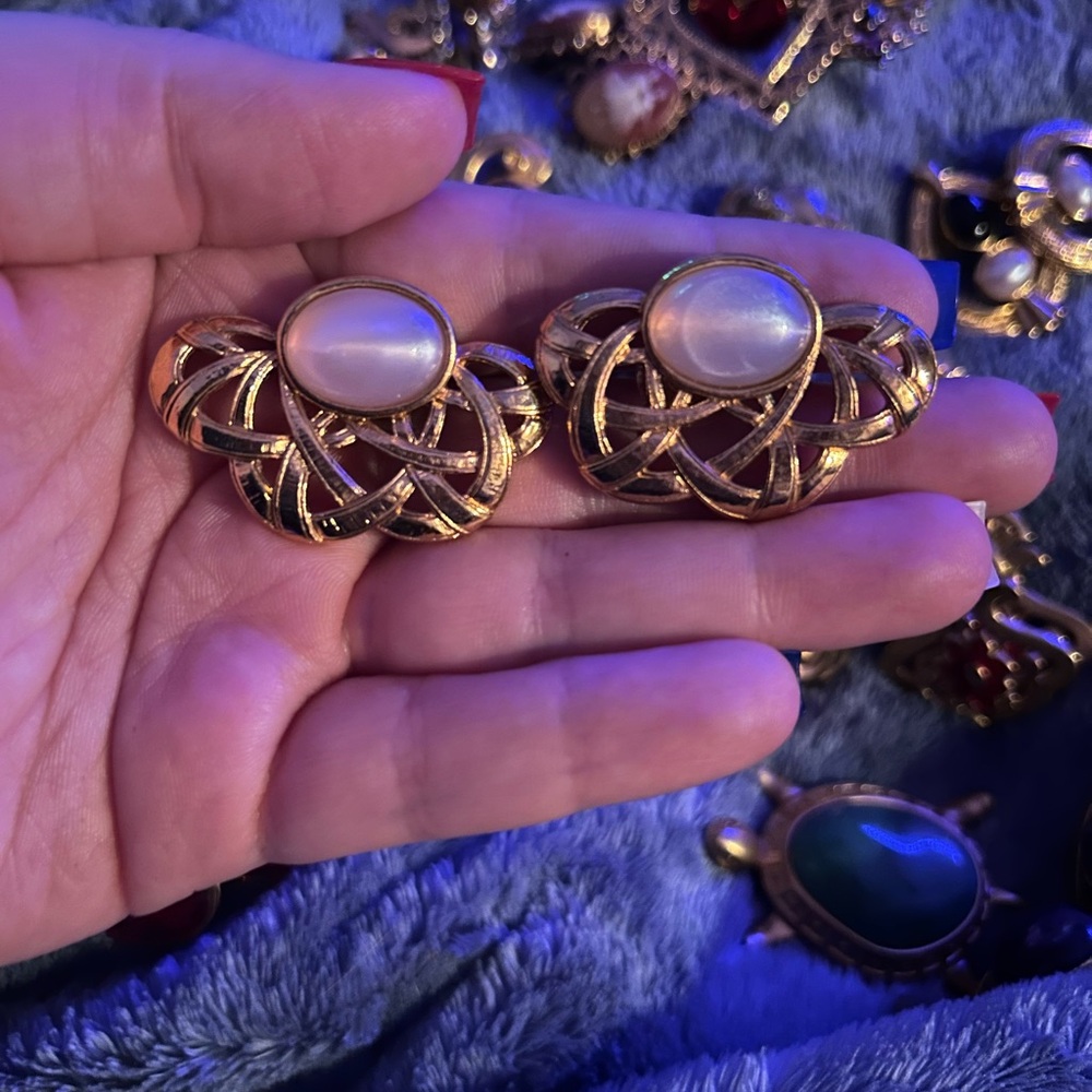Vintage Avon Cabochon Earrings